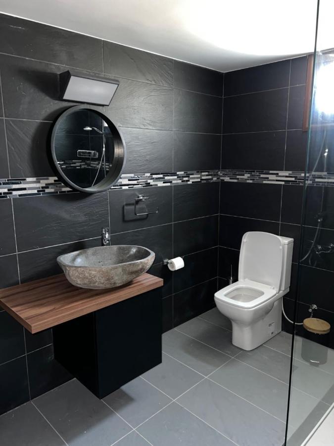 Maria's 1 * Galata
